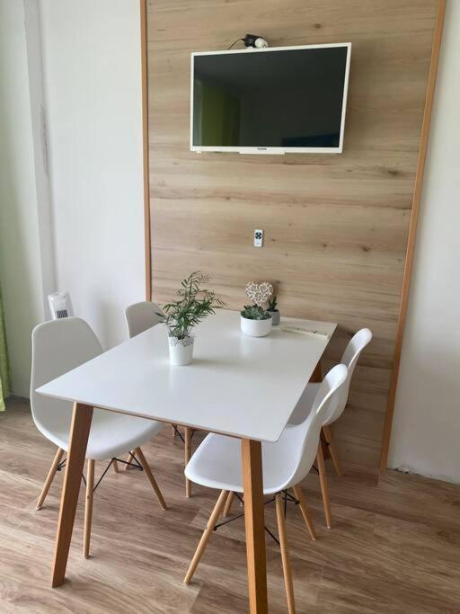 Apartment Mit Seeblick Штробль Екстер'єр фото